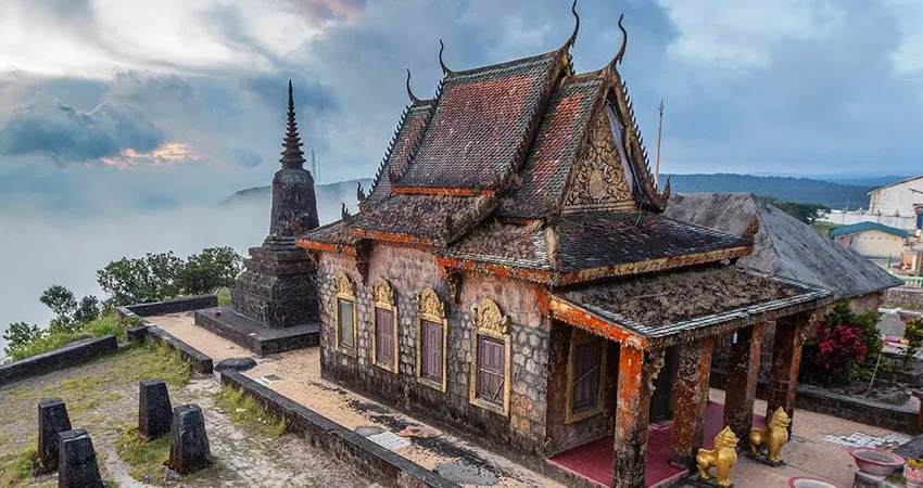 Temple Wat Sampov Pram Bokor Kampot Cambodge Bokor Kampot Circuit 4 Cambodge