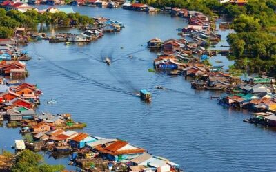 Le village flottant de Kampong Khleang