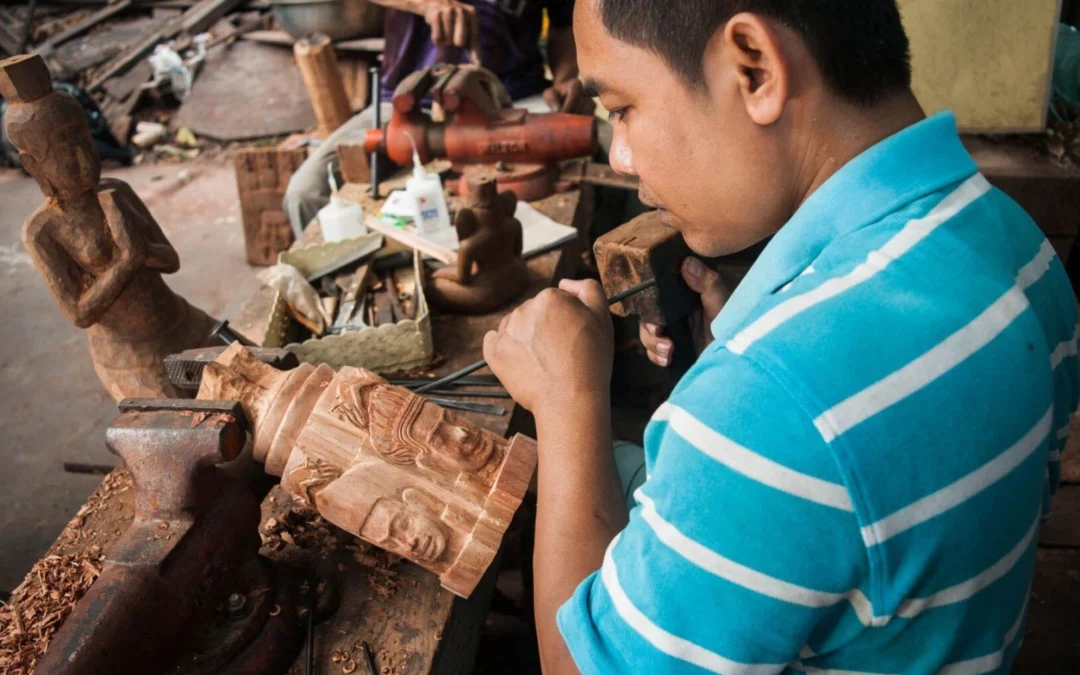 Les sculptures Khmeres en bois