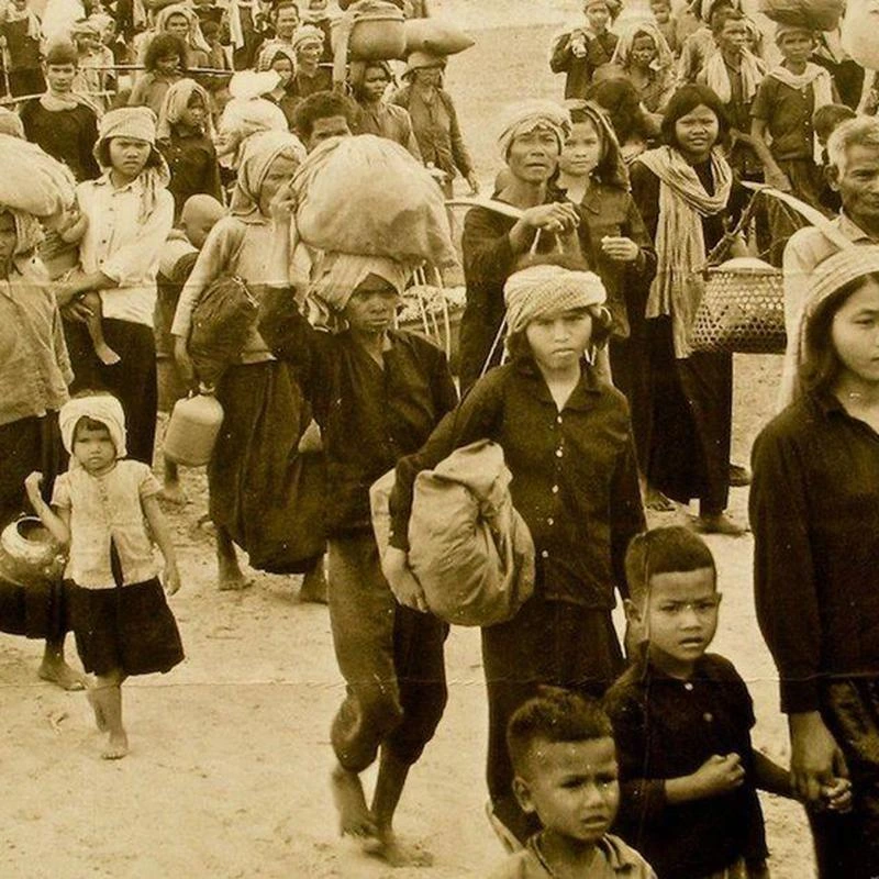 Dîner en bateau Phnom Penh Cambodge