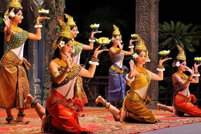 Spectacle diner danse traditionnelle Apsara Siem Reap Cambodge