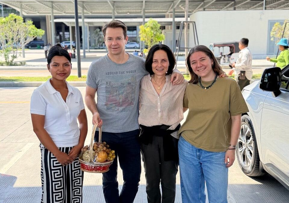 Merci Julian & Savin