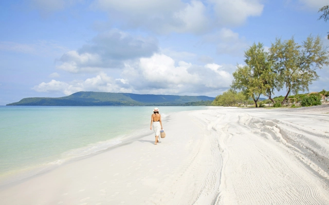 Plages de sable blanc de Koh Rong au Cambodge