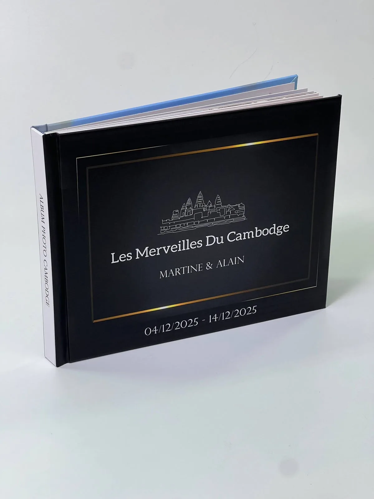 Pages du photo-book offert par Les Merveilles du Cambodge